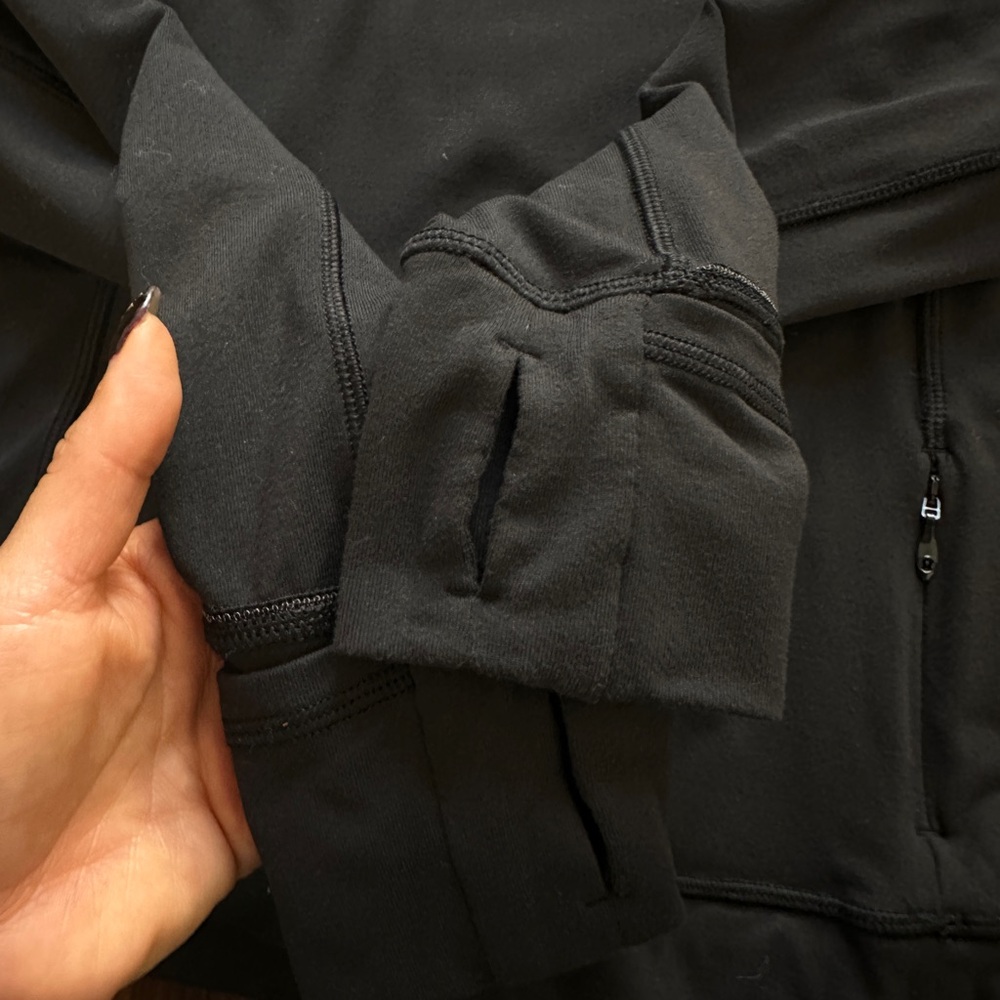 Lululemon Runderful Long Sleeve - Picture 5 of 7